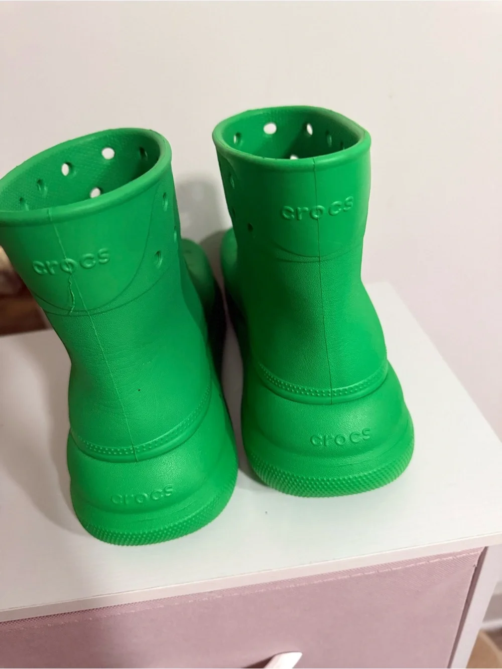 Crocs rain boots Green Waterproof Foam Ankle Clog Boots never worn